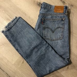 Levi’s wedgie fit jeans